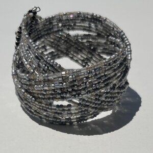 Vintage Seed Bead Wrap Crossover Cuff Native Style Bracelet White Gray Sz 7.5”